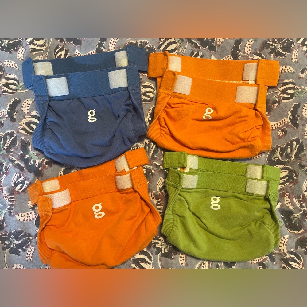 G diapers bundle- Reusable Cloth Diapers size small 6-14 lbs. with 8 pouches